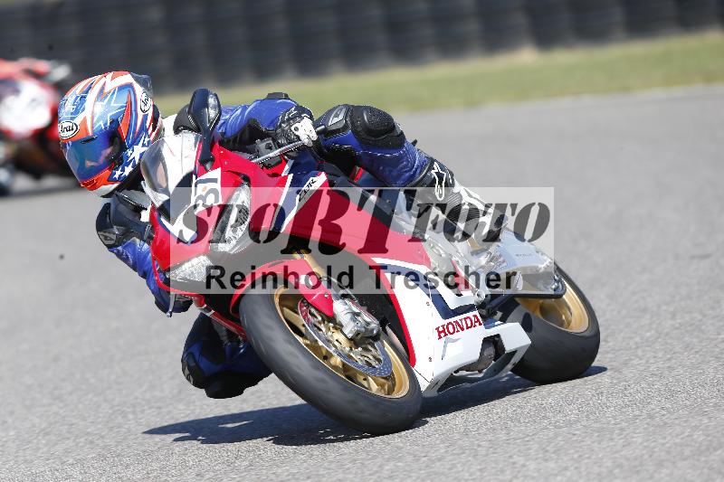 Archiv-2025/49 26.08.2025 Cornu Master School ADR/rot-rouge/37